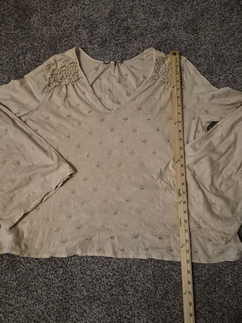 Anthropologie Eri + Ali Medium Bell Sleeve Blouse Top Eyelet Oversize L - Picture 9 of 10